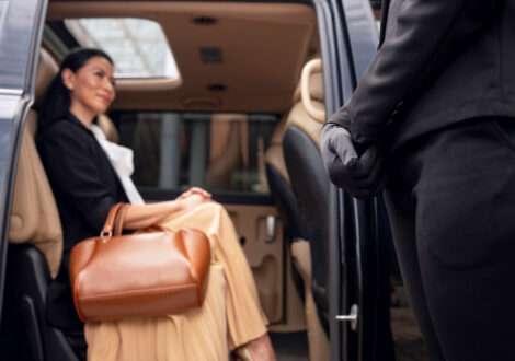 Reliable Tacoma Airport Shuttle service for fast, affordable, and hassle-free transportation to and from the airport.